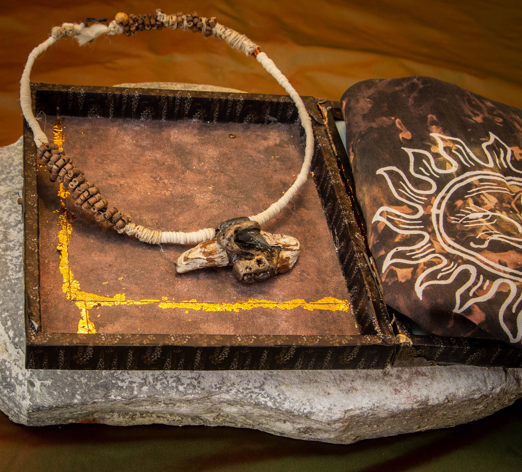 Boho Amulet - Xylia